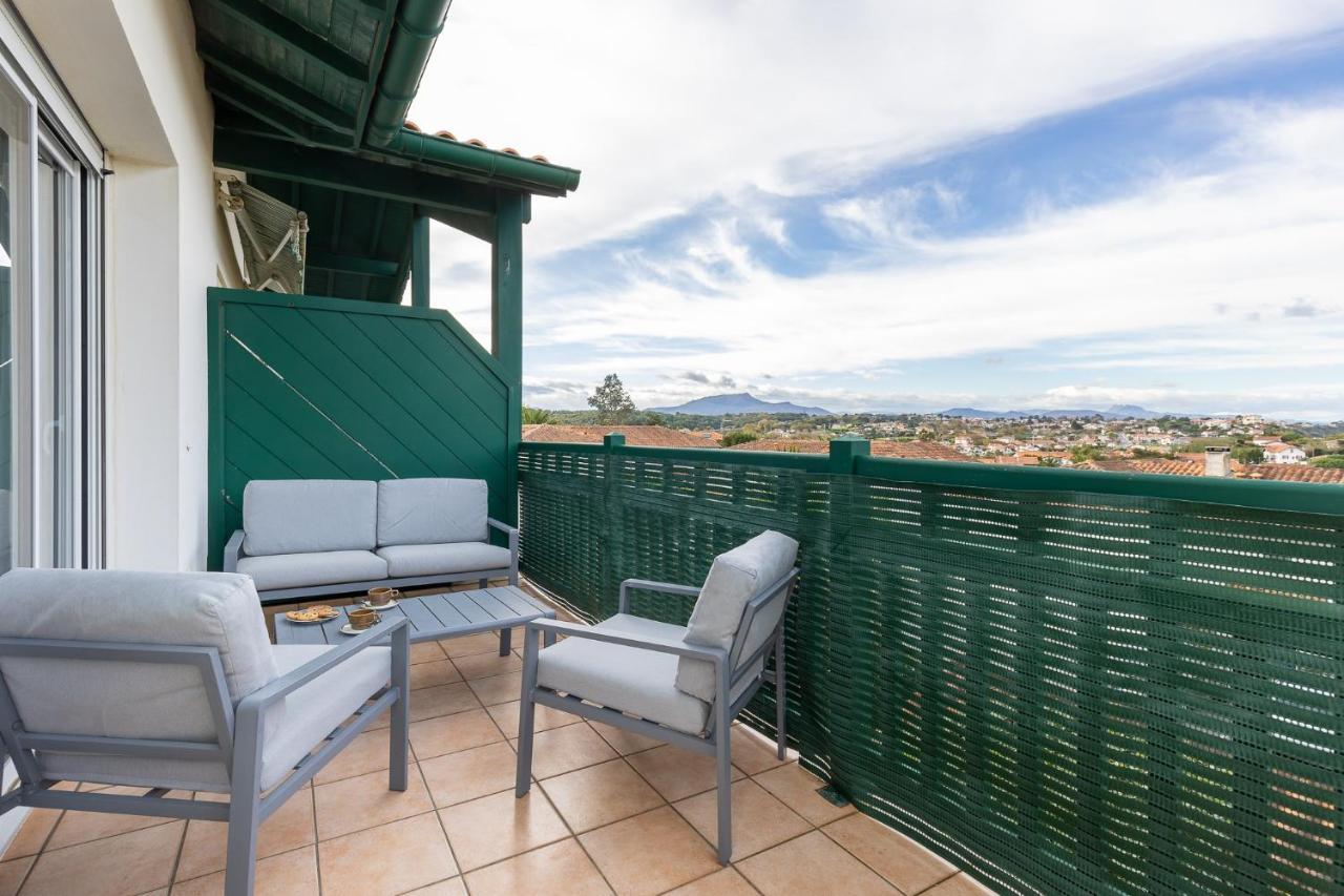 Larrun - Vue Sur La Montagne Proche De La Plage Bidart Exteriör bild