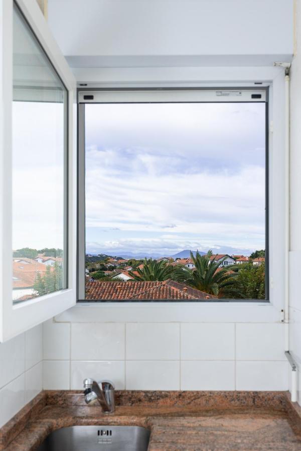 Larrun - Vue Sur La Montagne Proche De La Plage Bidart Exteriör bild
